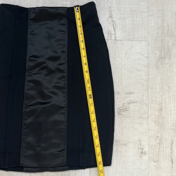 Skirt Johnathan Saunders Black 2 Tone with Stretch and Zipper - Picture 6 of 8